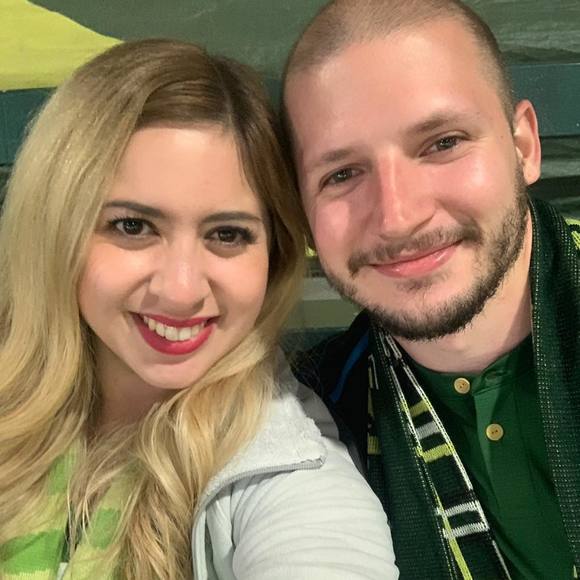 Meet your Posher, Corina - Picture 1 of 1